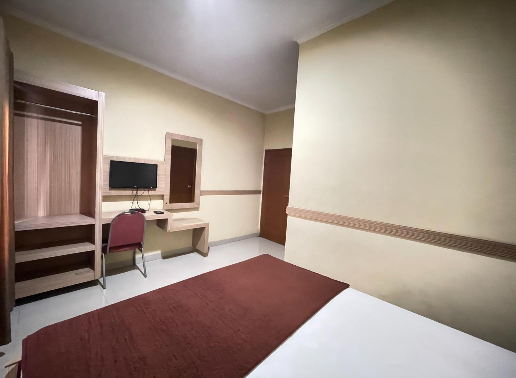 Cemara Hijau Hotel